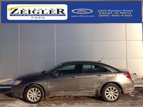 2013 Chrysler 200 4 Door Sedan