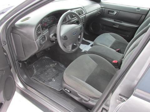 2003 Ford Taurus 4 Door Sedan, 2