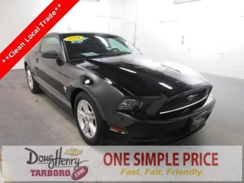 2014 Ford Mustang 2 Door Coupe, 1