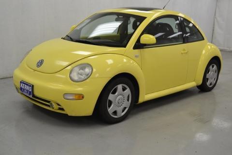 2000 Volkswagen New Beetle 2 Door Hatchback