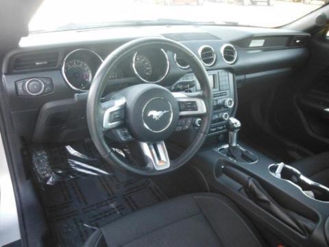 2015 Ford Mustang 2 Door Coupe, 3