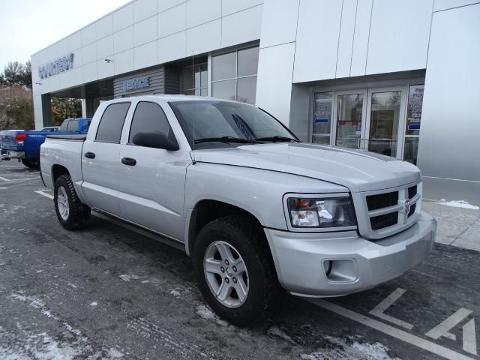 2011 Dodge Dakota 4 Door Crew Cab Short Bed Truck, 0