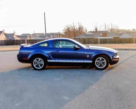2006 Ford Mustang 2 Door Coupe