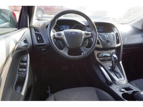 2012 Ford Focus 4 Door Hatchback, 2