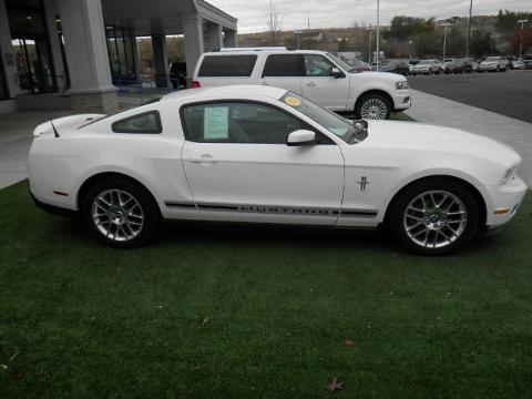 2012 Ford Mustang 2 Door Coupe, 1