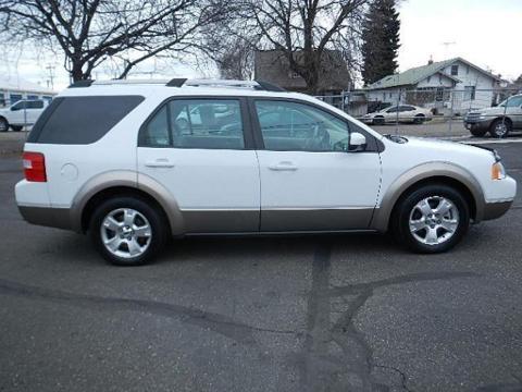 2006 Ford Freestyle 4 Door SUV, 1