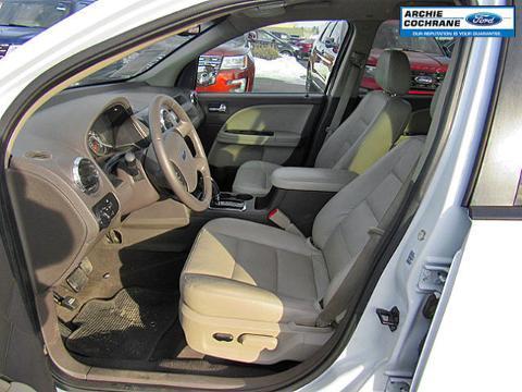2008 Ford Taurus X 4 Door SUV, 3