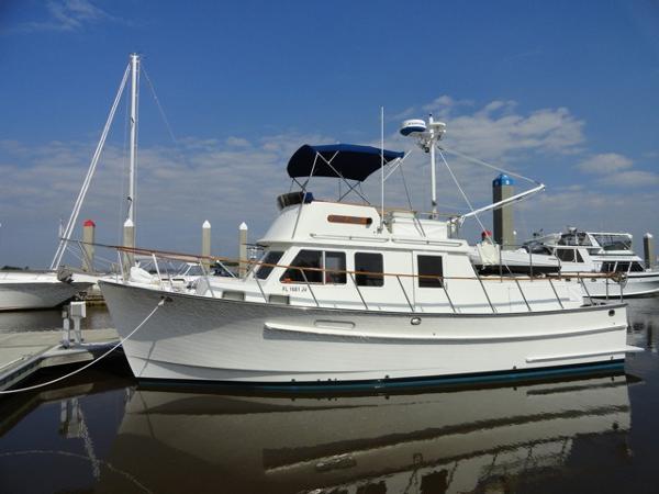 1995 Monk 2 Stateroom Trawler