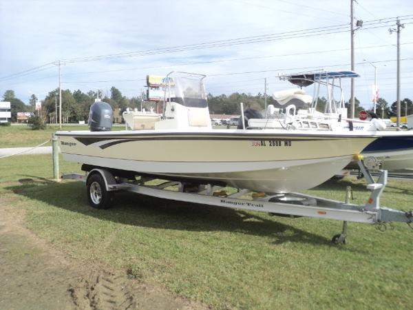 2011 Ranger 220 BAHIA BAY CENTER CONSOLE