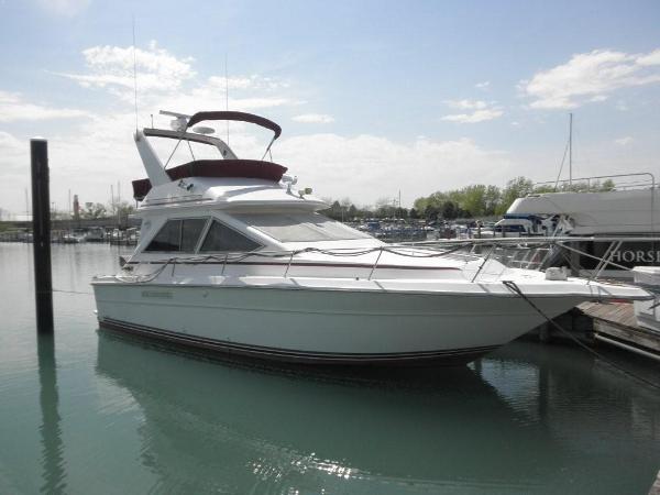 1989 Sea Ray 345 Sedan Bridge