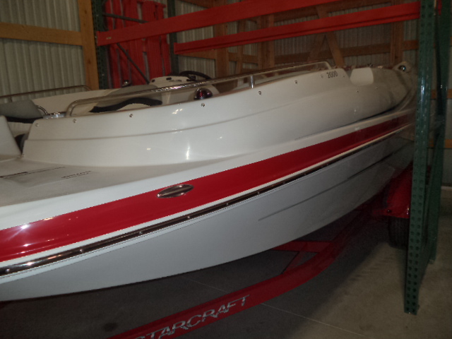 2015 Starcraft Deckboat Limited 2000 I/O