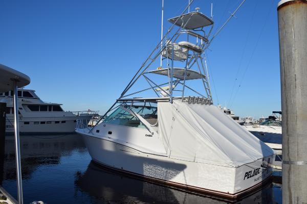 2001 Cabo Yachts 35 Express