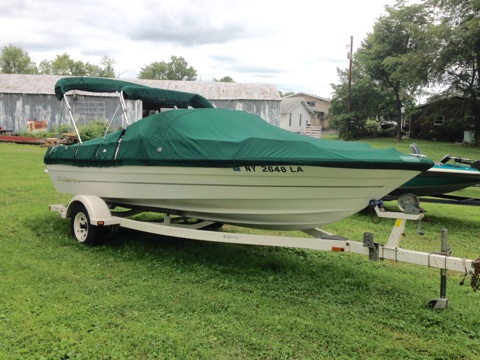 1999 Bayliner Capri 1950