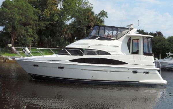 2002 Carver 396 Motor Yacht