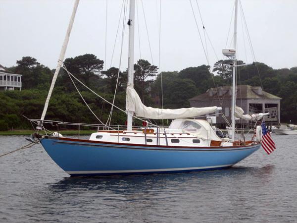 1965 Hinckley 35 Pilot Yawl, a sweetheart