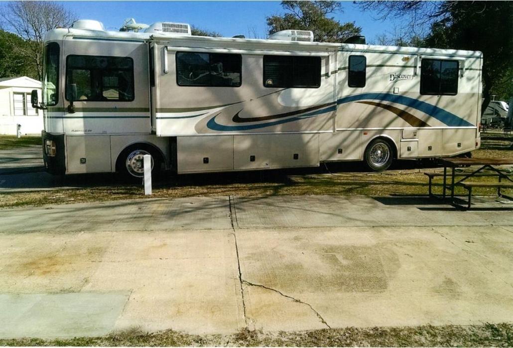 2000 Fleetwood DISCOVERY 37V