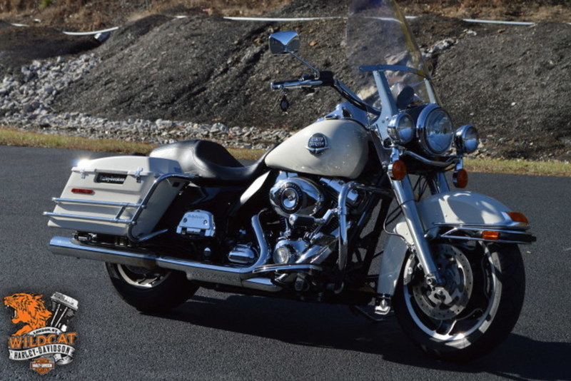 2010 Harley-Davidson FLHP - Road King Police