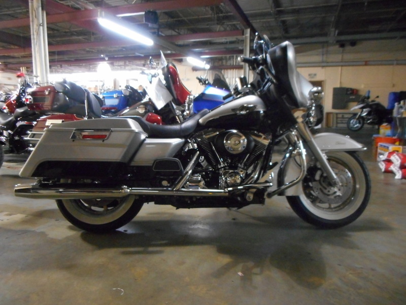 2003 Harley Davidson FLHTC