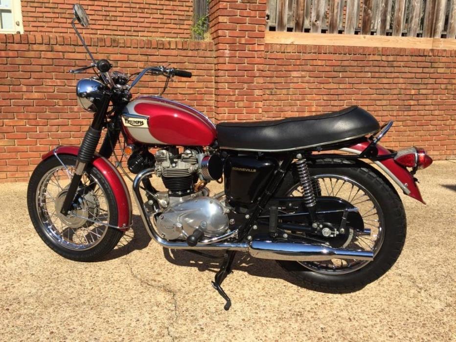 1970 Triumph BONNEVILLE T120R