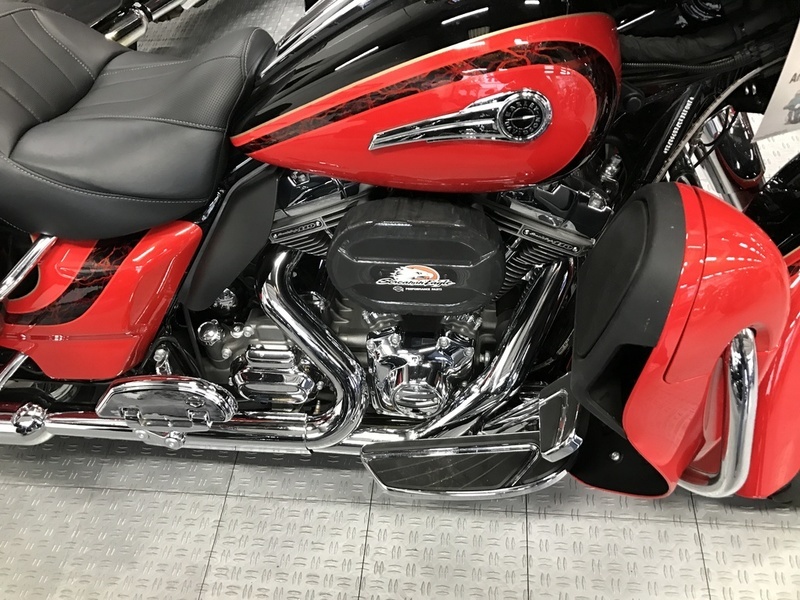 2016 Harley-Davidson FLHTKSE - CVO Limited