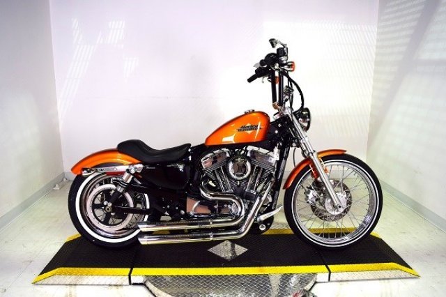 2014 Harley-Davidson Sportster Seventy-Two XL1200V