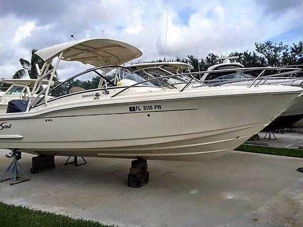 2014 Scout Boats 245 Dorado