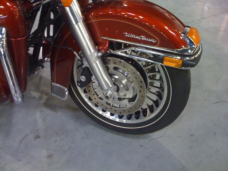 2010 Harley-Davidson FLHTCU ULTRA CLASSIC