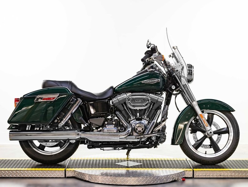 2016 Harley-Davidson FLD - Dyna Switchback