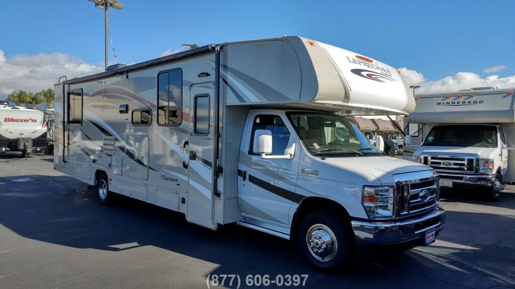 Forest River Leprechaun 319mb rvs for sale