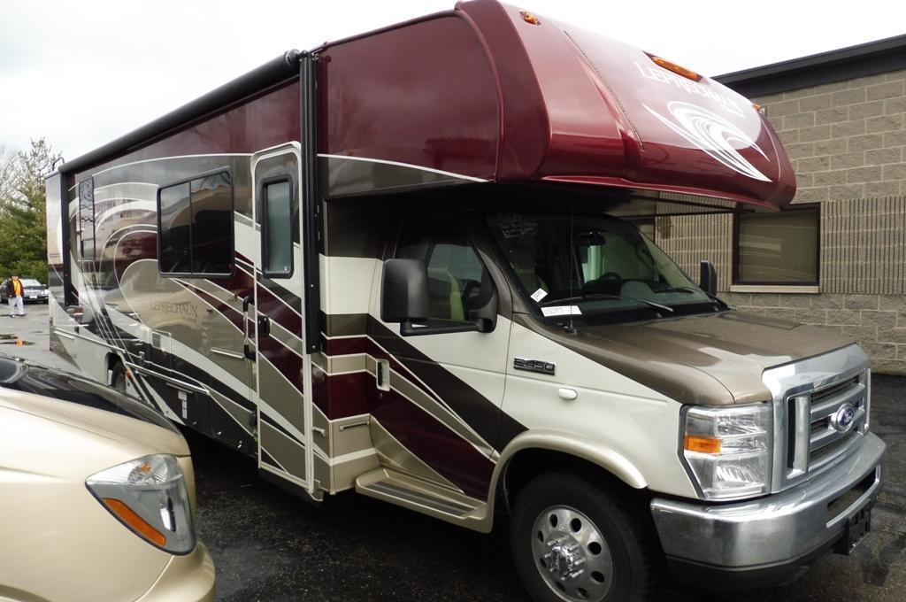 2017 Coachmen Leprechaun 311FS