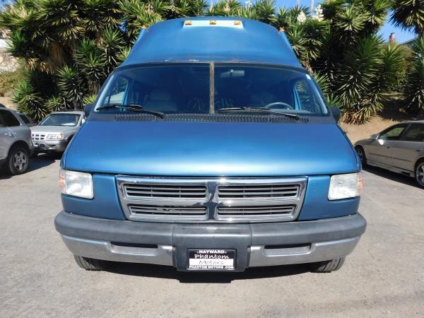 1995 DODGE RAM VAN