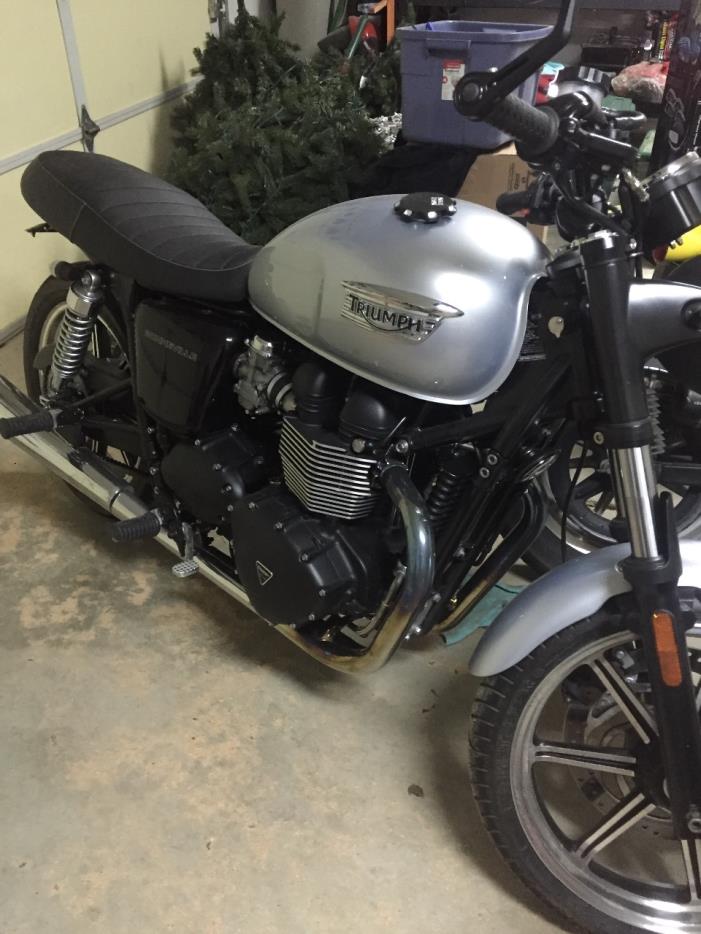 2015 Triumph BONNEVILLE SE