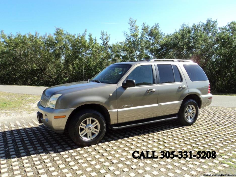 2002 Mercury Mountaineer V8 AWD 3rd Row Carfax certified Great condition