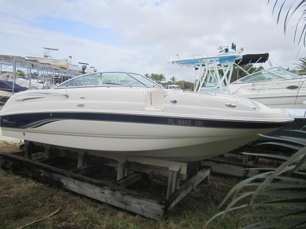 2004 Chaparral 254 SUNESTA