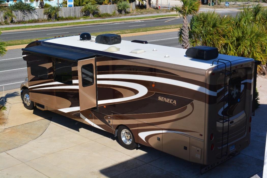 2015 Jayco SENECA 37FS