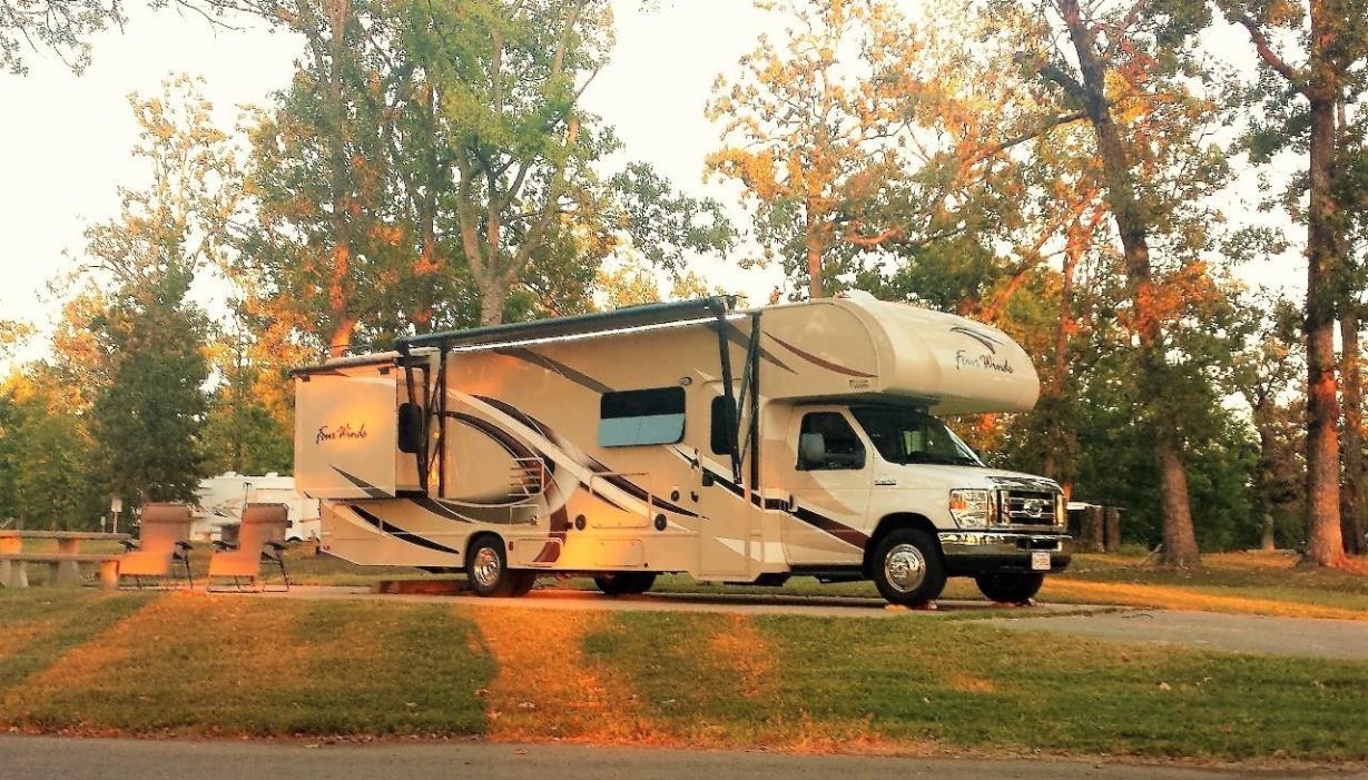 2017 Thor Motor Coach FOUR WINDS 31L