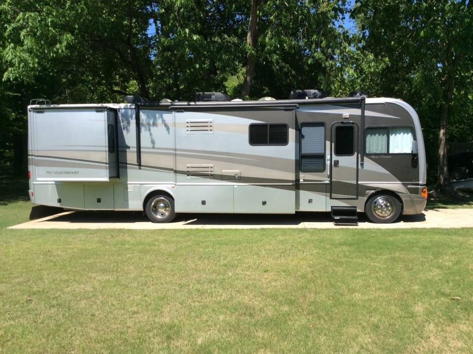 2006 Fleetwood PACE ARROW 37C