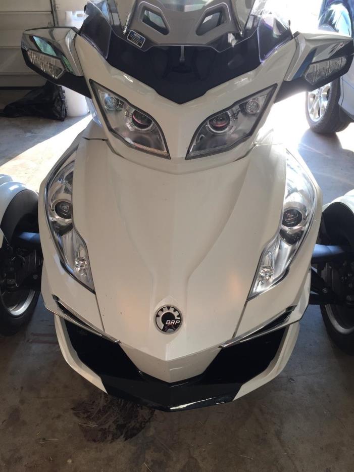 2014 Can-Am SPYDER RT LIMITED