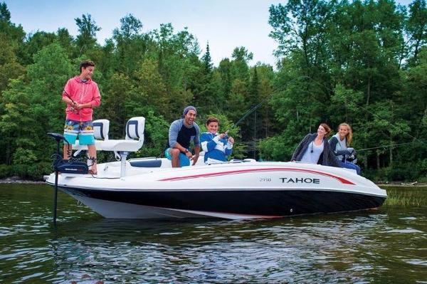 2016 Tahoe 2150 Outboard