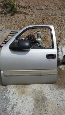 99-07 Chevy 1500 or 2500 doors