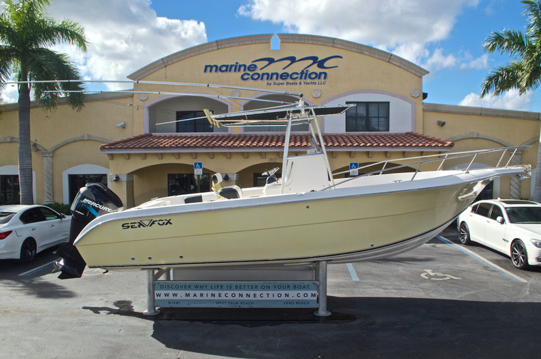 2006 Sea Fox 257 Center Console