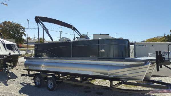 2016 Manitou Pontoons 20 Aurora Angler SHP