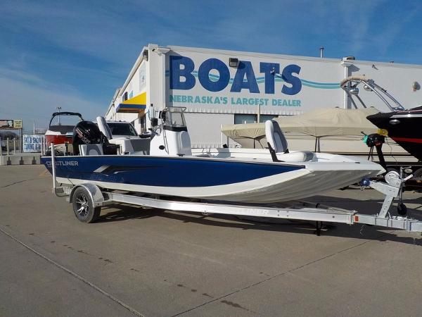 2017 Crestliner 2000 Bay