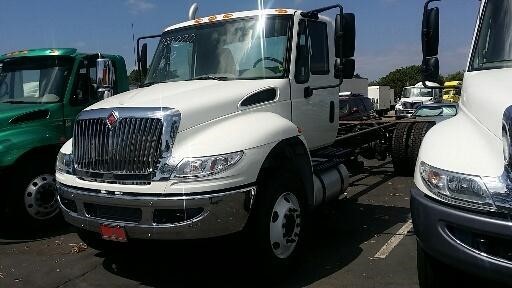 2016 International 4400  Cab Chassis