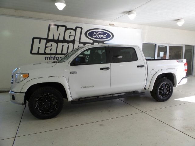 2015 Toyota Tundra  Pickup Truck