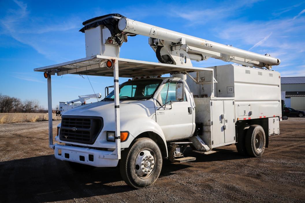 2003 Ford F-750