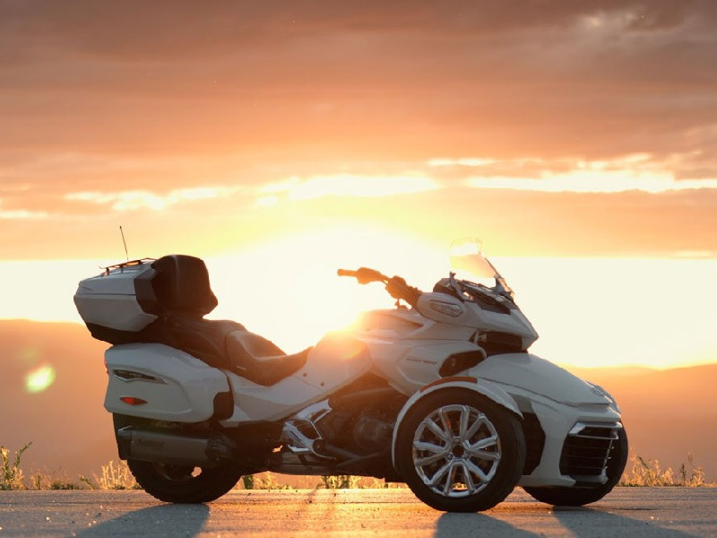 2017 Can-Am Spyder F3 Limited 6-Speed Semi-Automatic (SE6)