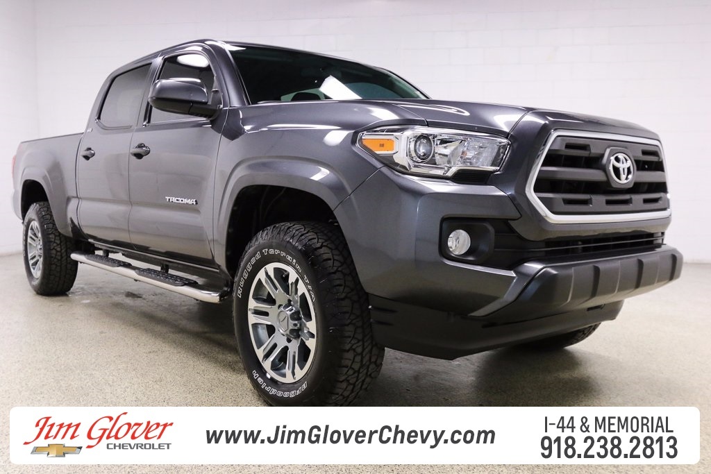 2016 Toyota Tacoma  Pickup Truck