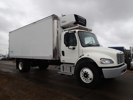 2010 Freightliner Morgan Carrier Refrigerated Body  Refrigerated Truck
