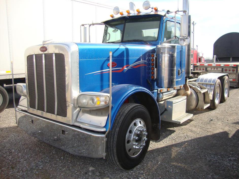 2008 Peterbilt 389  Conventional - Day Cab